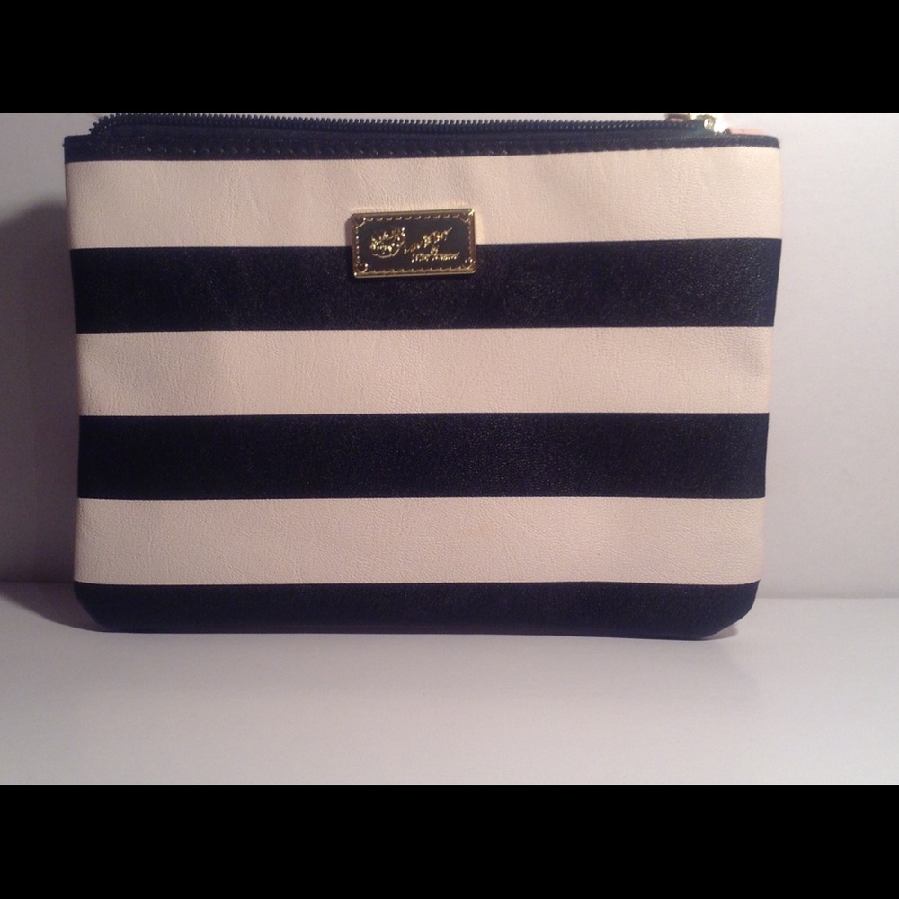 Cute Wristlet